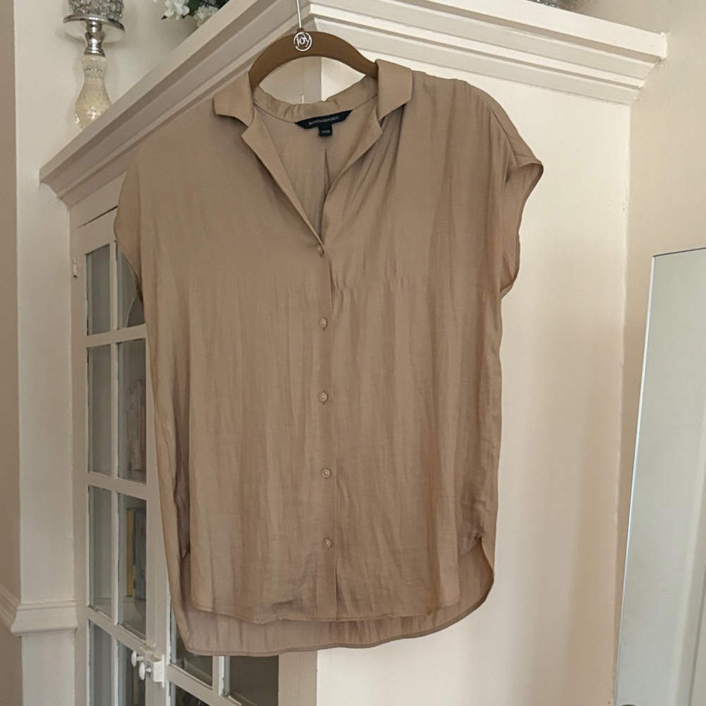 Banana Republic Blouse